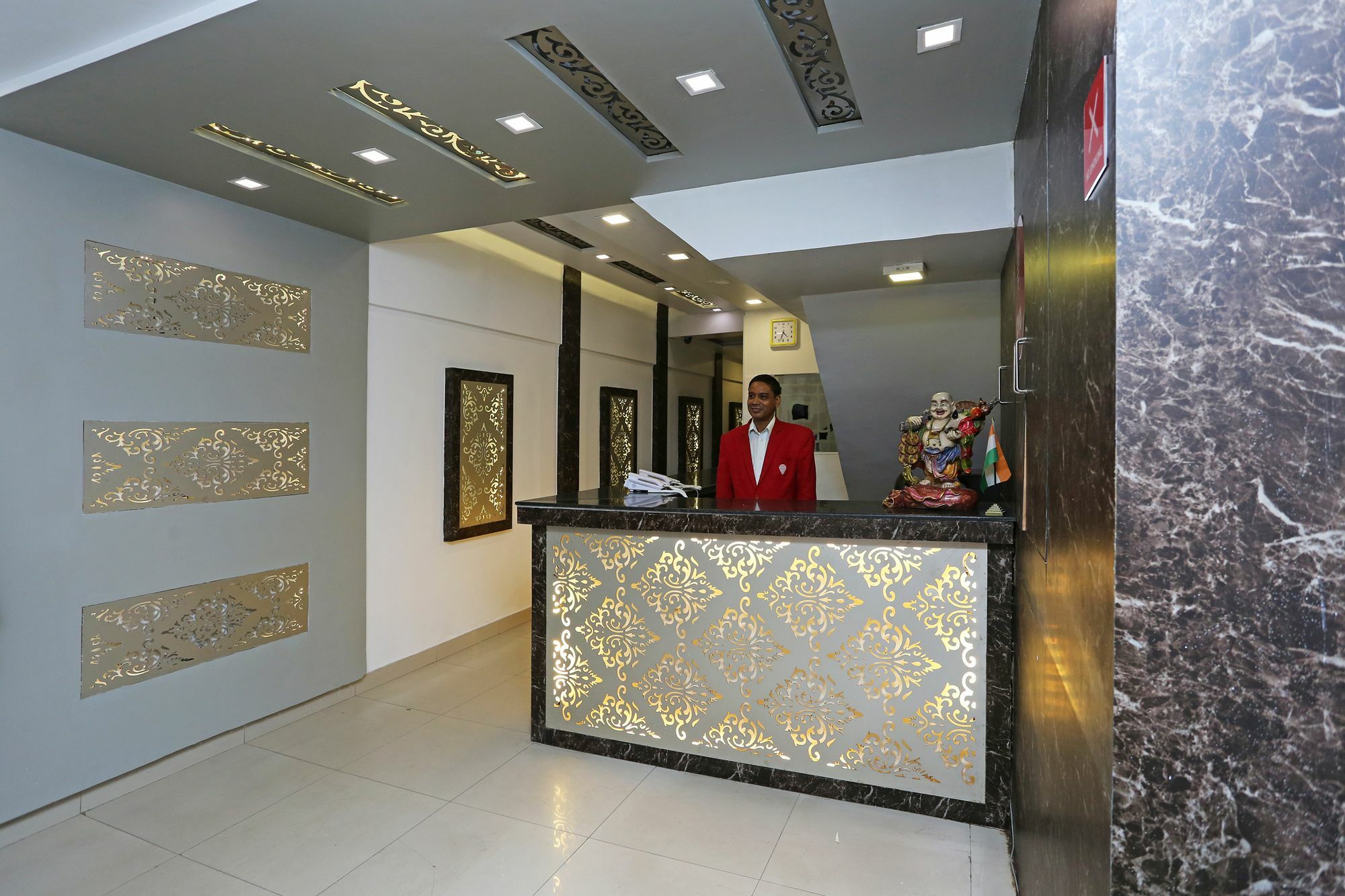Hotel Elegant International New Delhi Buitenkant foto